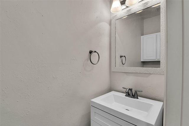19307 Sun River Lane, Tomball, TX 77377