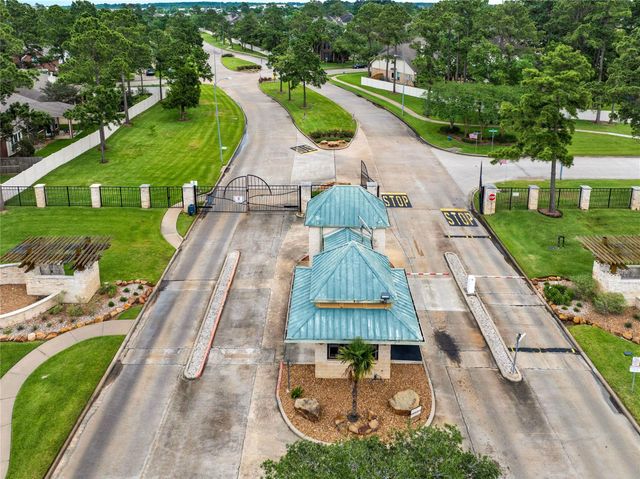 19307 Sun River Lane, Tomball, TX 77377