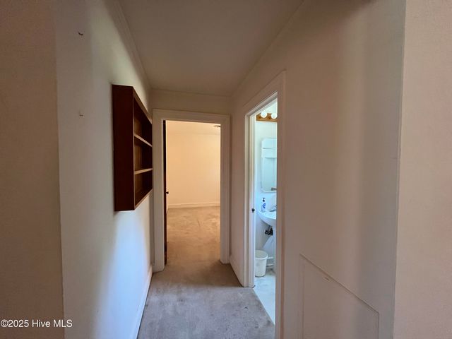 3205 Bridges Street, Morehead City, NC 28557