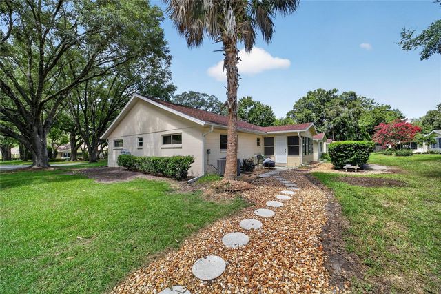 8711 SW 96TH LANE D, Ocala, FL 34481