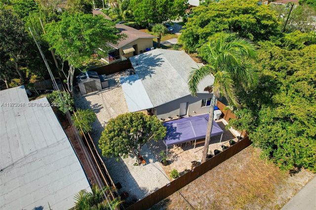 2950 NE 11th Ave, Pompano Beach, FL 33064