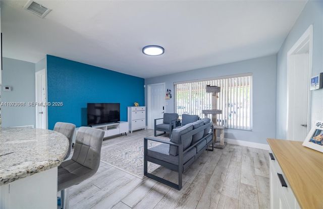 2950 NE 11th Ave, Pompano Beach, FL 33064