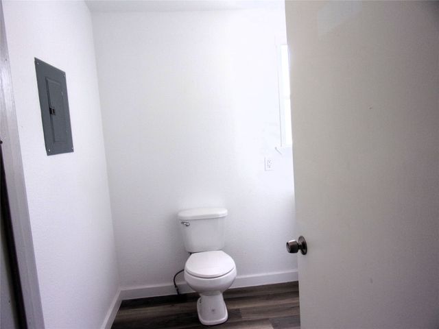 403 S Live Oak Street, San Saba, TX 76877