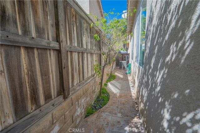 24743 Montevista, Valencia, CA 91354