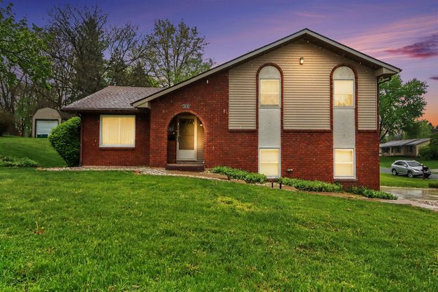 2618 Greenland Street, Kalamazoo, MI 49009