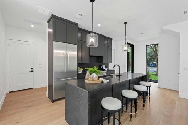 2008 Gathright CV A, Austin, TX 78704