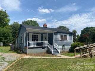 1323 7th Street, Statesville, NC 28677