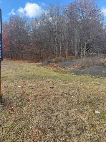 Falls Ave Falls Avenue, Watertown, CT 06795