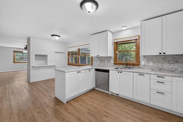 3106 Todd Drive, Madison, WI 53713
