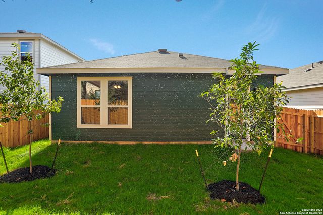 5723 Marble Falls, Converse, TX 78244