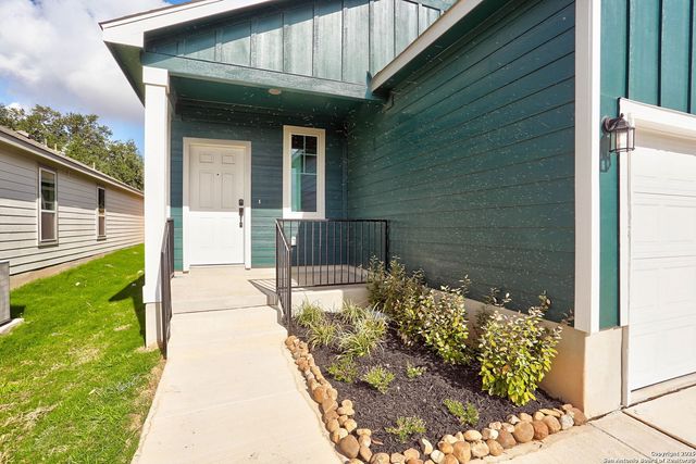 5723 Marble Falls, Converse, TX 78244