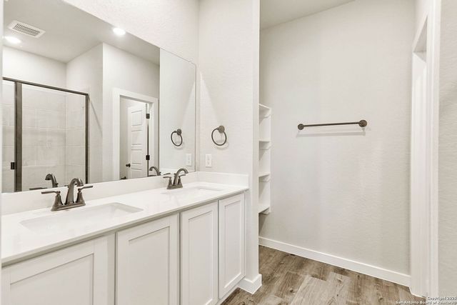 5723 Marble Falls, Converse, TX 78244