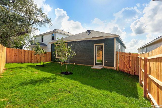 5723 Marble Falls, Converse, TX 78244