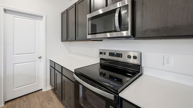 210 Redwood Drive, Princeton, TX 75407