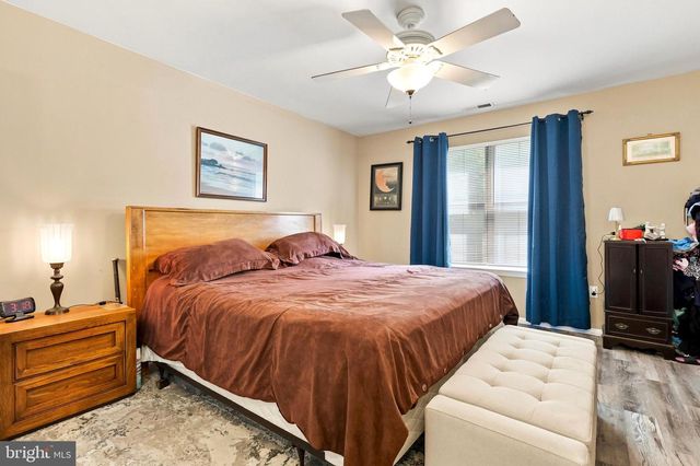 53-A W BLUEBELL LN, Mount Laurel, NJ 08054