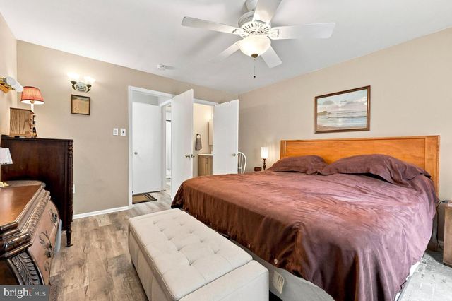 53-A W BLUEBELL LN, Mount Laurel, NJ 08054