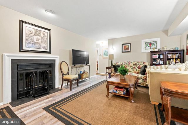 53-A W BLUEBELL LN, Mount Laurel, NJ 08054
