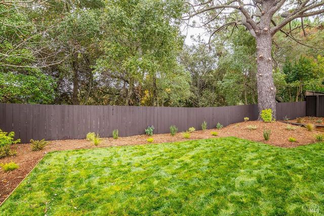 59 Trellis Dr, San Rafael, CA 94903