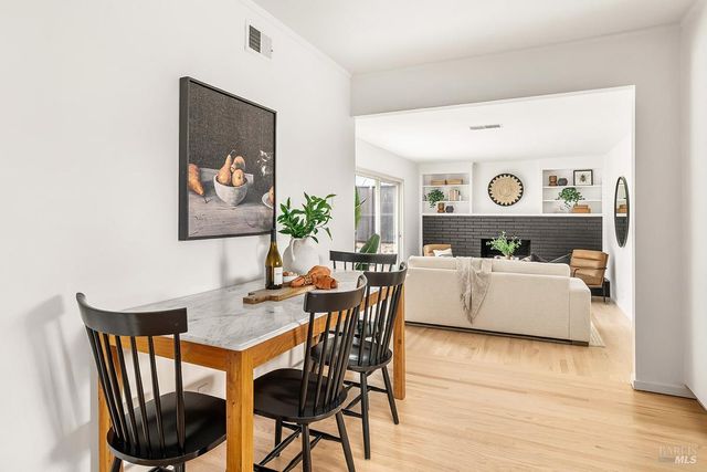 59 Trellis Dr, San Rafael, CA 94903