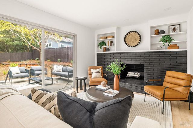 59 Trellis Dr, San Rafael, CA 94903