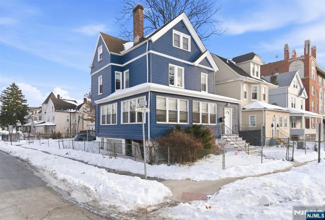 158 S Clinton Street, East Orange, NJ 07018