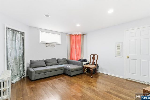 158 S Clinton Street, East Orange, NJ 07018