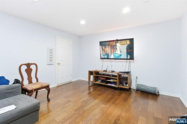 158 S Clinton Street, East Orange, NJ 07018