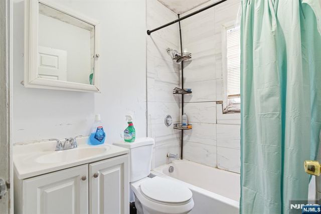 158 S Clinton Street, East Orange, NJ 07018