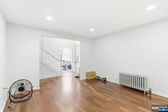 158 S Clinton Street, East Orange, NJ 07018