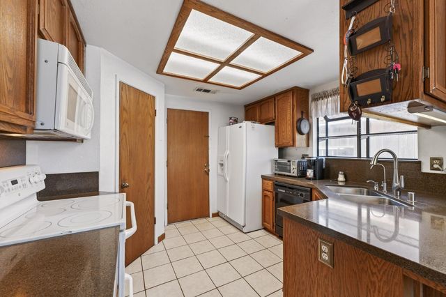 5309 Cottage Ln, Salida, CA 95368