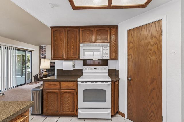 5309 Cottage Ln, Salida, CA 95368