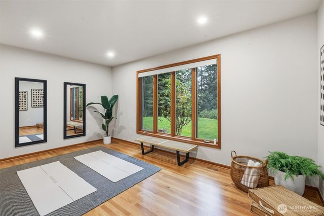 13799 NE 32nd Place, Bellevue, WA 98005