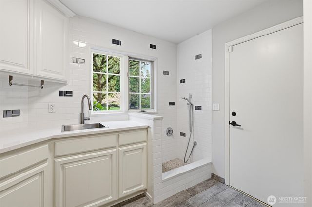 13799 NE 32nd Place, Bellevue, WA 98005