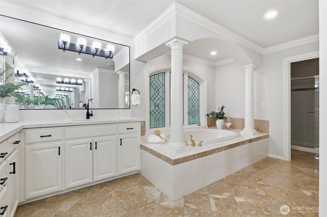 13799 NE 32nd Place, Bellevue, WA 98005