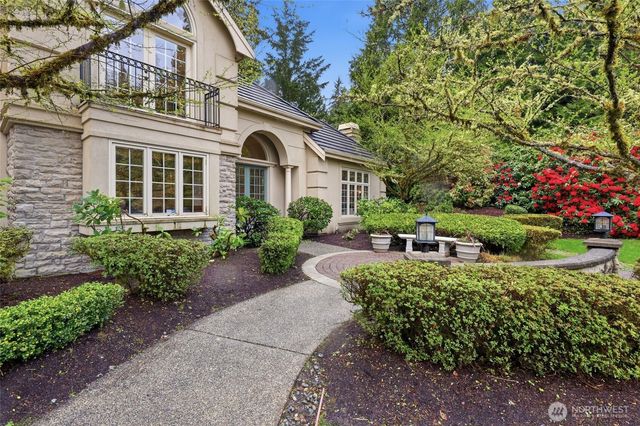 13799 NE 32nd Place, Bellevue, WA 98005