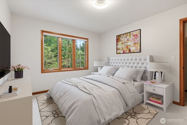 13799 NE 32nd Place, Bellevue, WA 98005