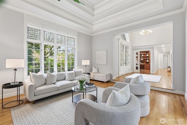 13799 NE 32nd Place, Bellevue, WA 98005