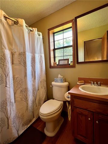 1301 Laurel Avenue, Rogers, AR 72758