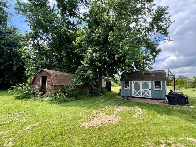 1301 Laurel Avenue, Rogers, AR 72758