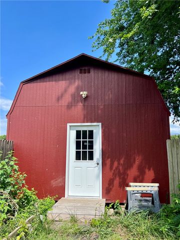 1301 Laurel Avenue, Rogers, AR 72758