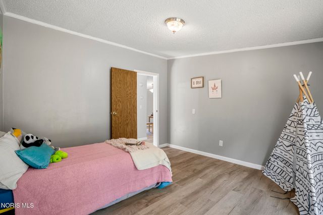 7627 Covert Road, Toledo, OH 43617