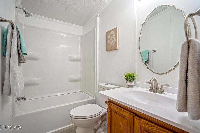 7627 Covert Road, Toledo, OH 43617
