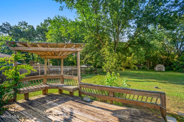 7627 Covert Road, Toledo, OH 43617