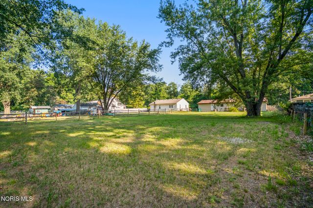 7627 Covert Road, Toledo, OH 43617