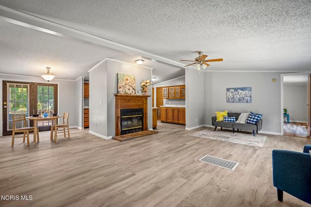 7627 Covert Road, Toledo, OH 43617