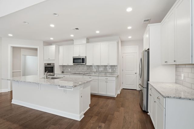 3033 Aura Lane, Summerville, SC 29483