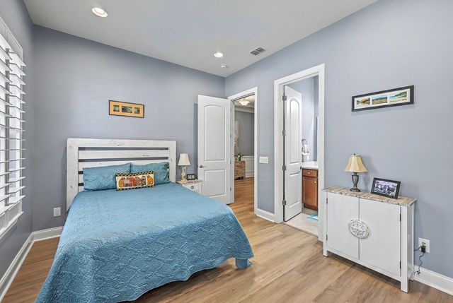 563 Four Seasons Boulevard, Summerville, SC 29486