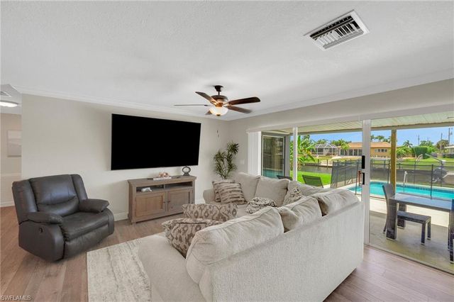 1638 28th ST, Cape Coral, FL 33904