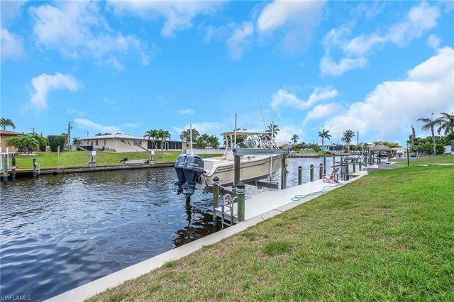 1638 28th ST, Cape Coral, FL 33904