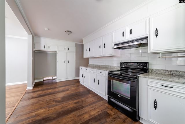 10 Carroll Court, West Columbia, SC 29170